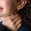 Ellis Shaky Glitz Altın Rengi Paslanmaz Çelik Damla Küpe Ellis Shaky Glitz Altın Rengi Paslanmaz Çelik Damla Küpe